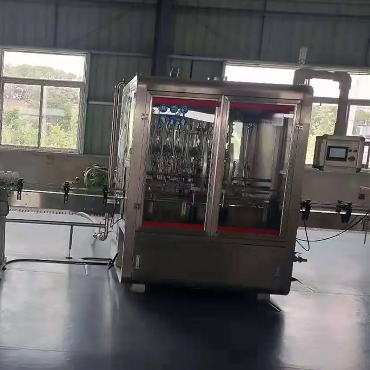 20噸液體肥自動(dòng)配料系統(tǒng) 稱重式灌裝機(jī) 后段包裝生產(chǎn)線