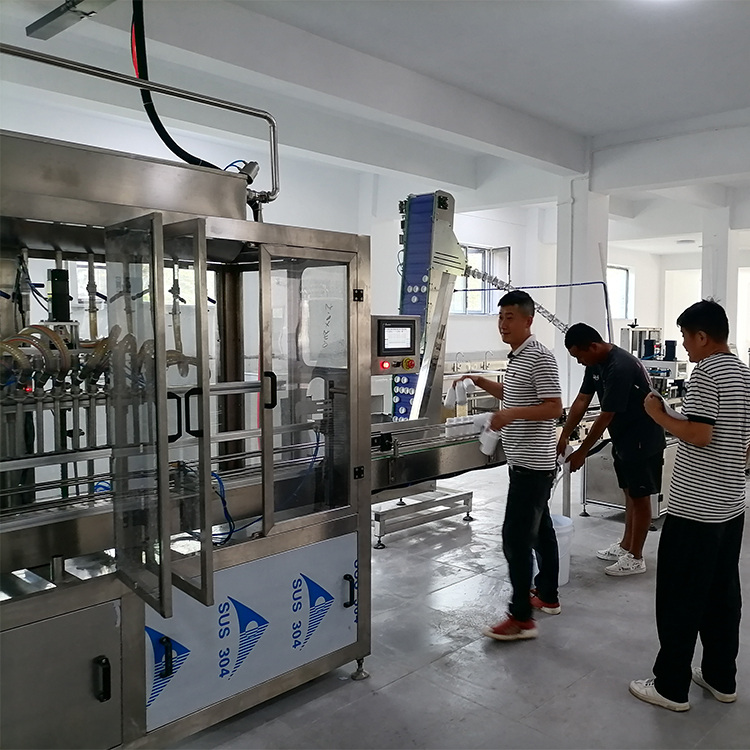 年產(chǎn)5000噸腐植酸液體肥發(fā)酵設(shè)備 整套全自動(dòng)水溶肥灌裝生產(chǎn)線